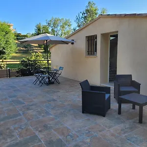 https://charmant-logement-au-calme-entre-mer-et-montagne.fr-provencehotel.com