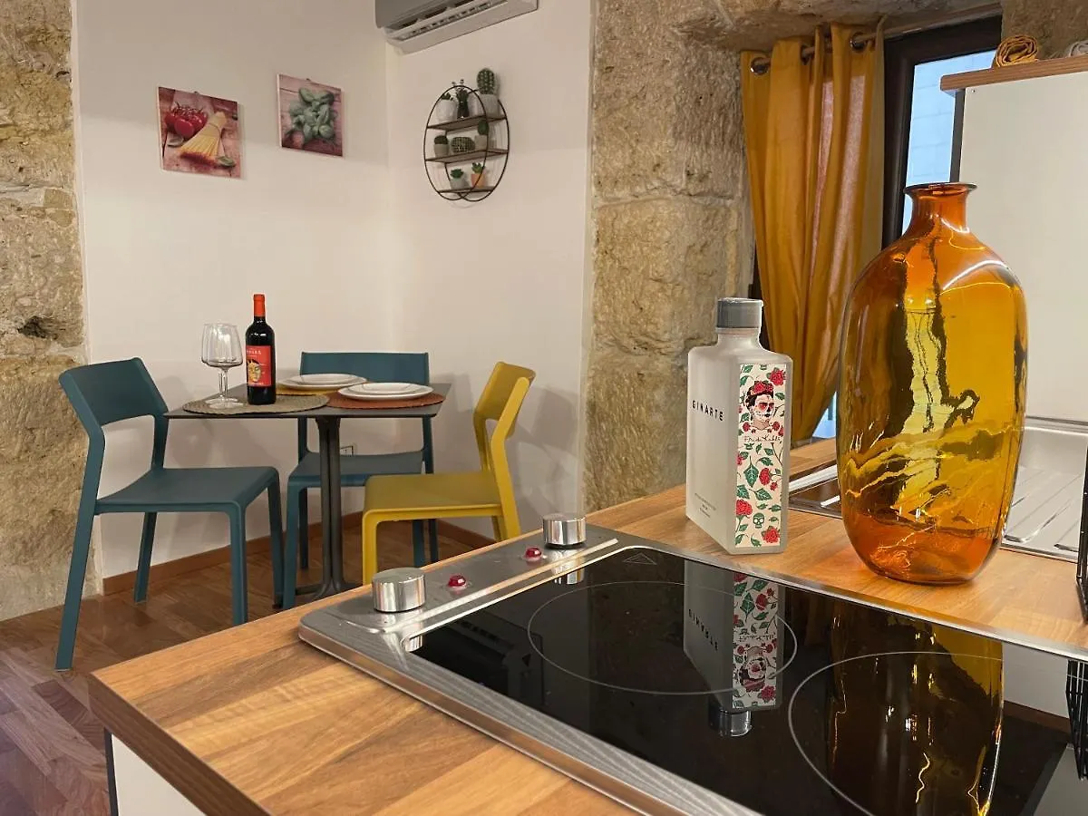 Corrieri Little Apartment Palermo 0*,